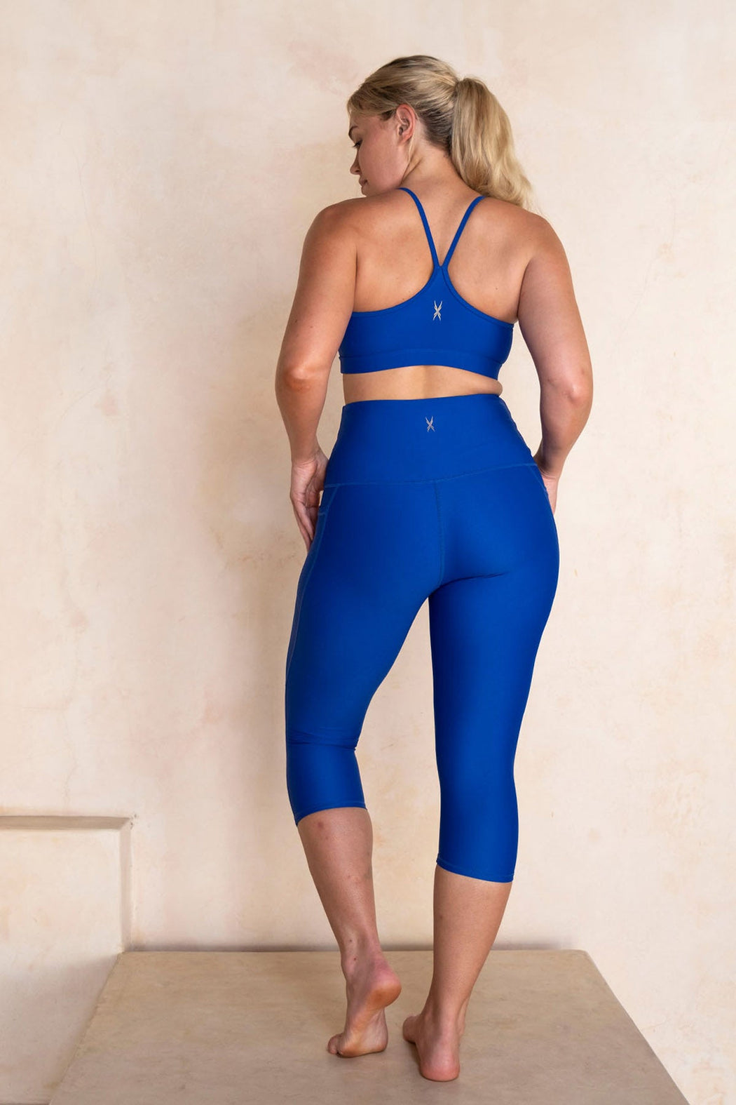 Blue Walaga Capri Leggings